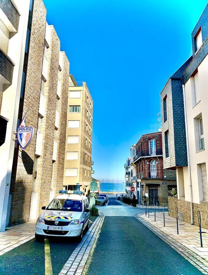 Homard And Fox, Appartement 2 Chambres 100M De La Mer ดีนาร์ ภายนอก รูปภาพ